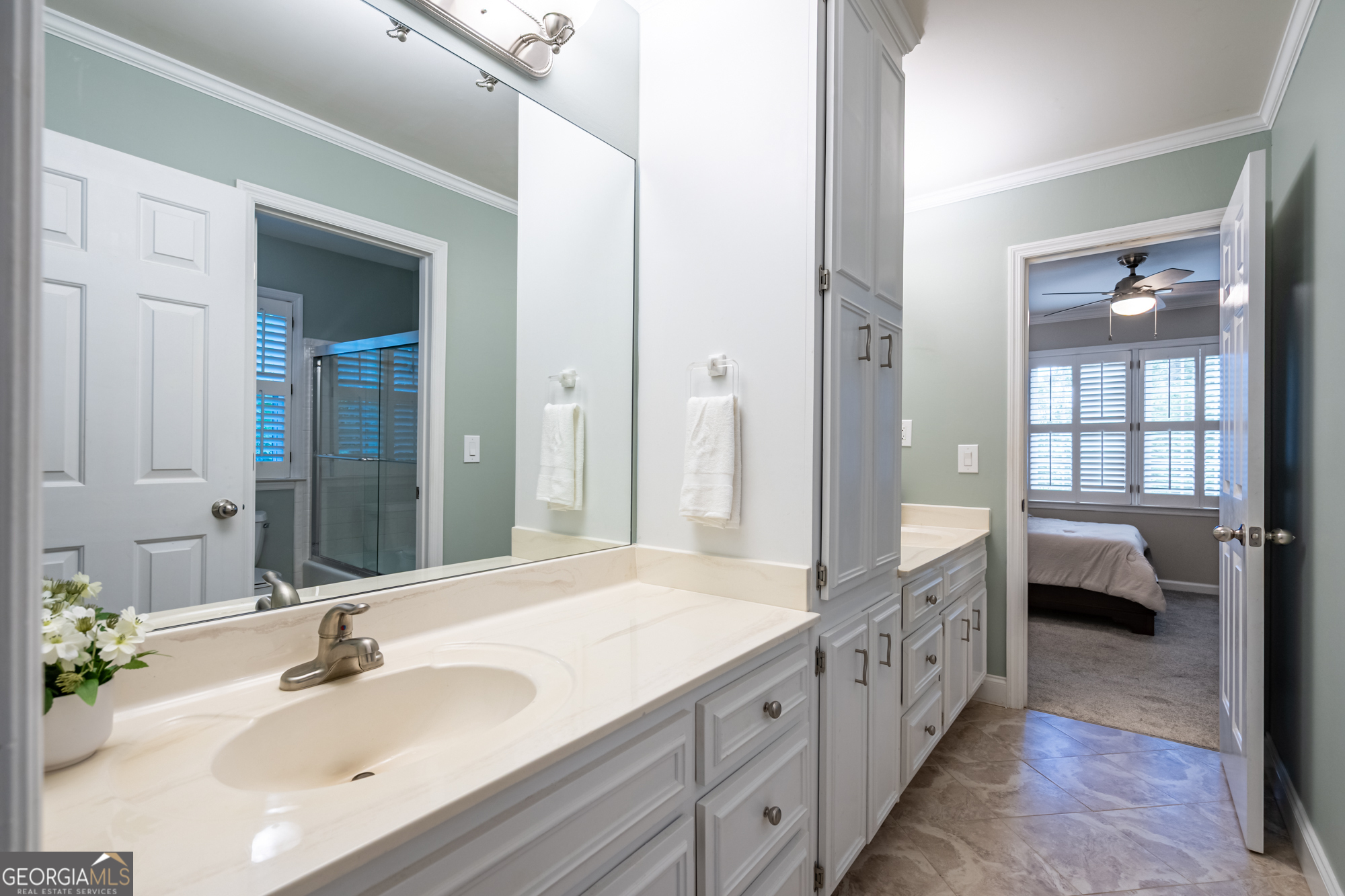 1104 Kelden Ridge NE