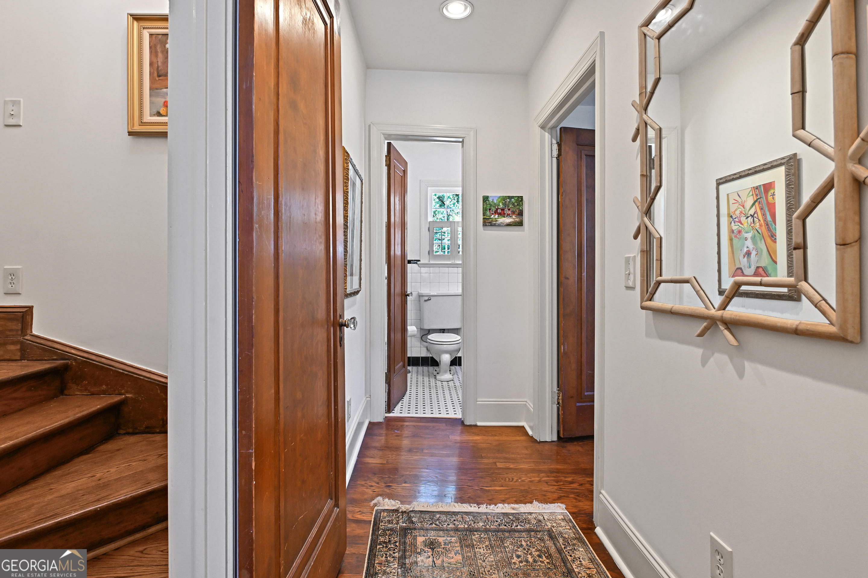 400 Pine Tree Drive NE