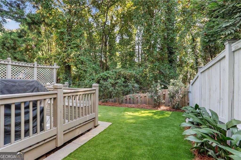 3721 Paces Park Circle SE