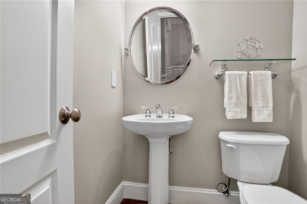 3721 Paces Park Circle SE