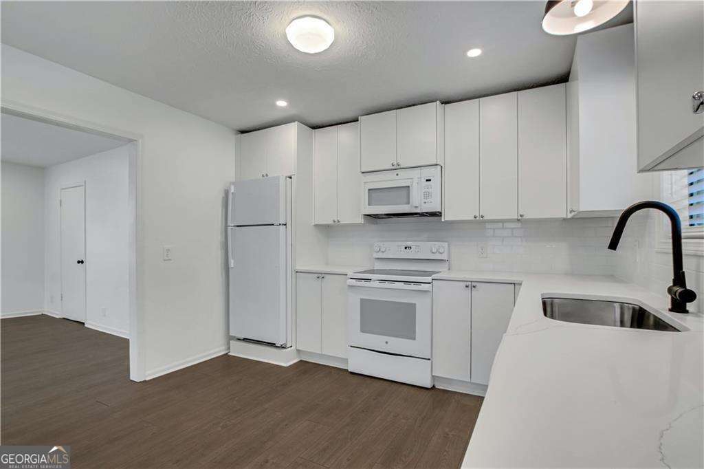 1000 Mathews Court SE # B