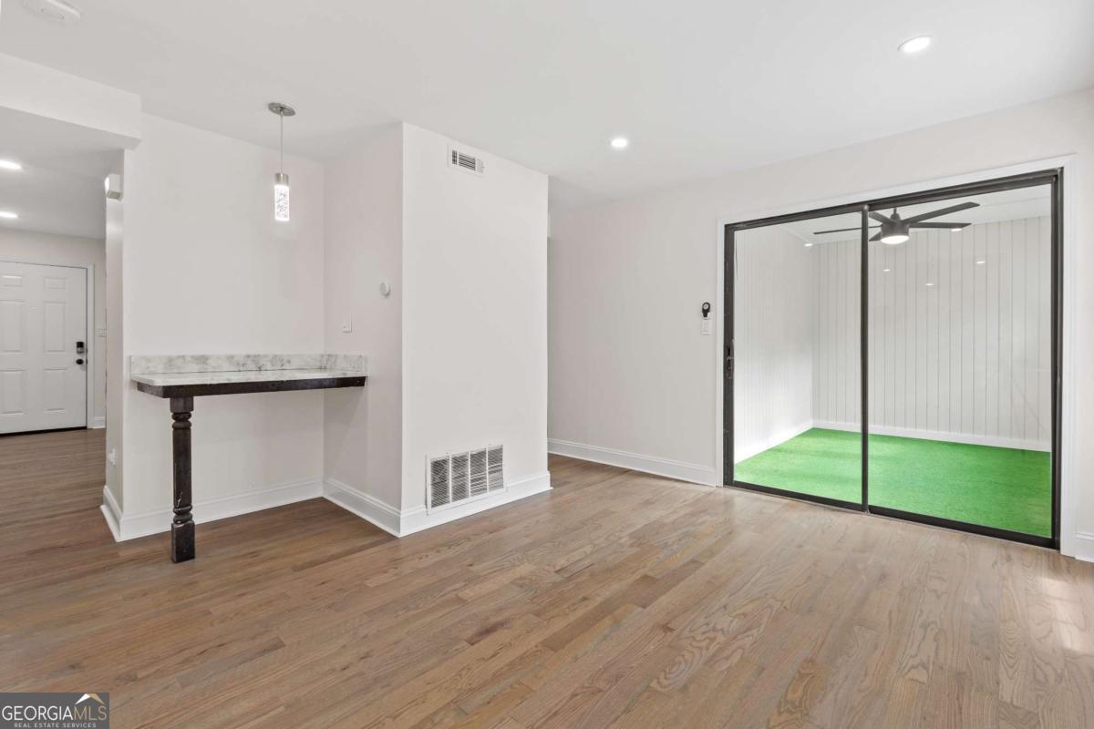 1166 Booth Road SW # 205