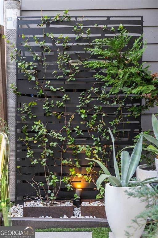 1516 Howell Mill Road NW # 14