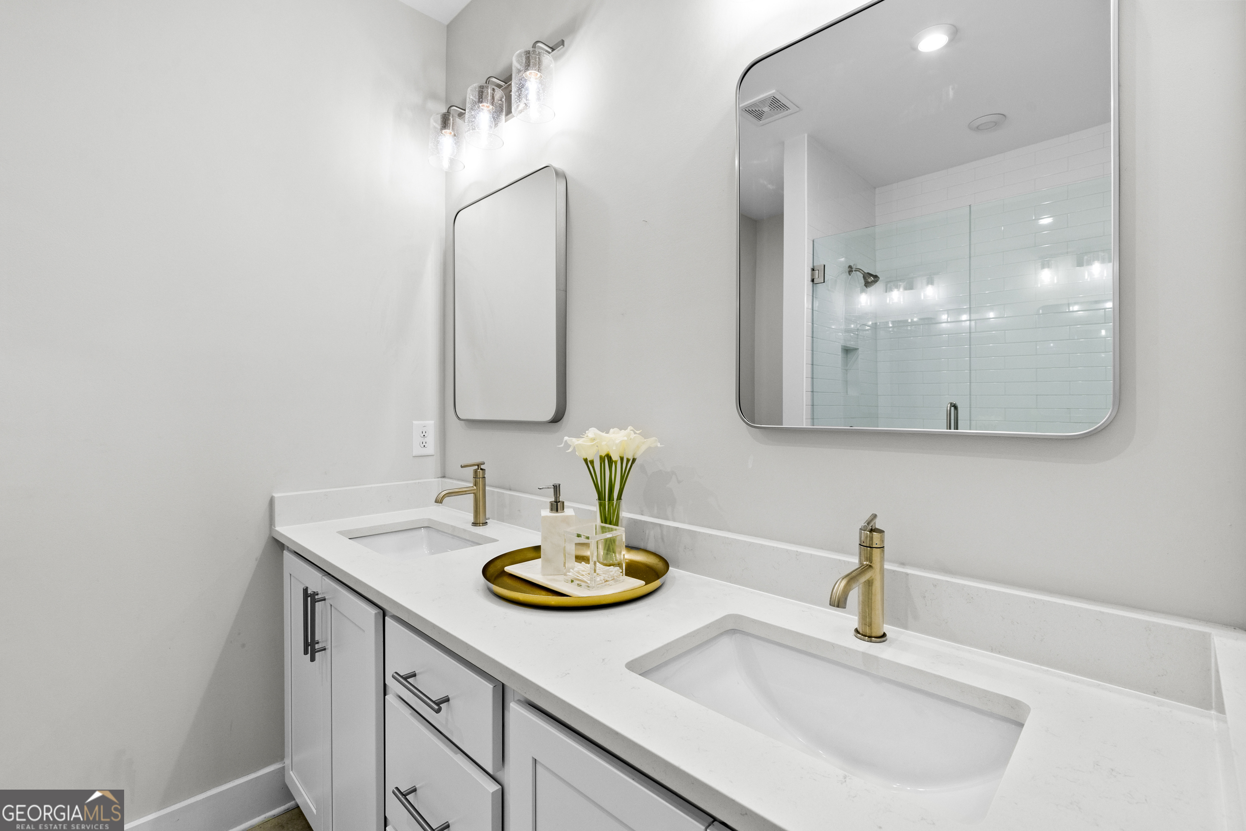 1336 Breezy Street SE