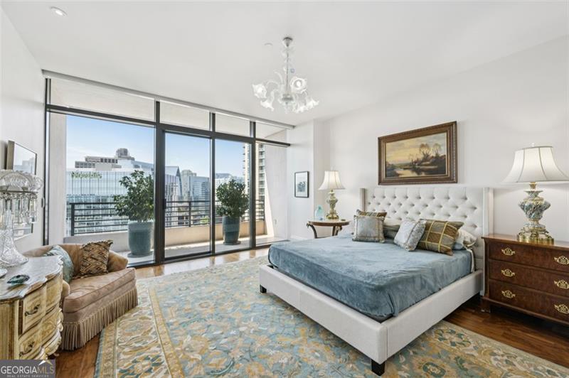 750 Park Avenue NE # 16S