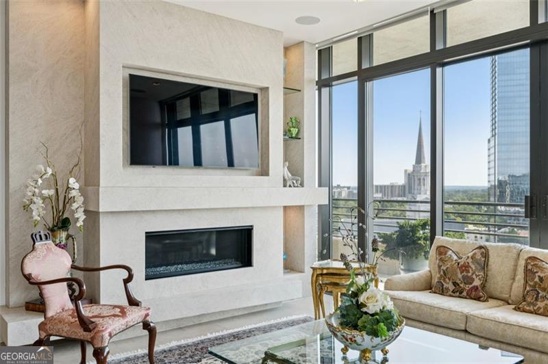 750 Park Avenue NE # 16S