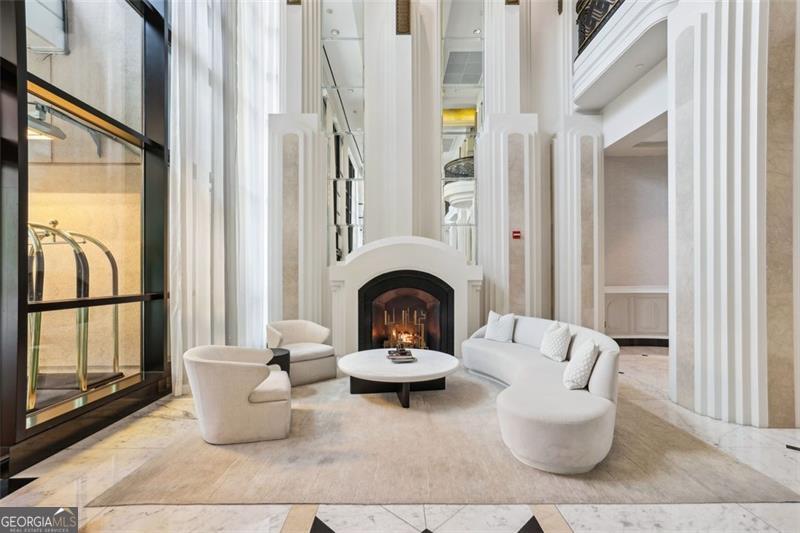 750 Park Avenue NE # 16S