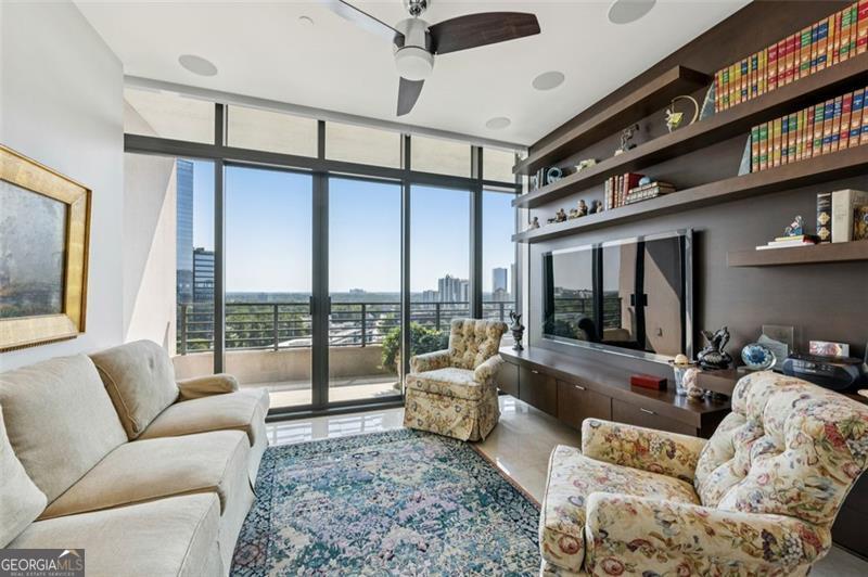 750 Park Avenue NE # 16S