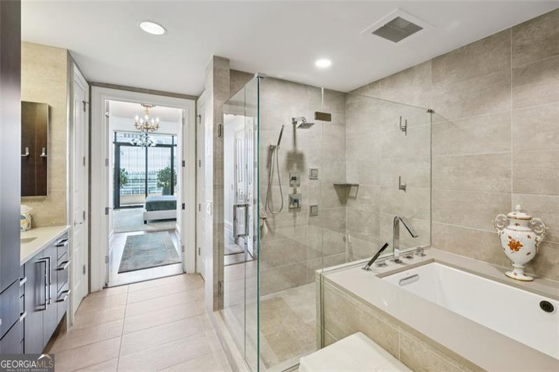 750 Park Avenue NE # 16S