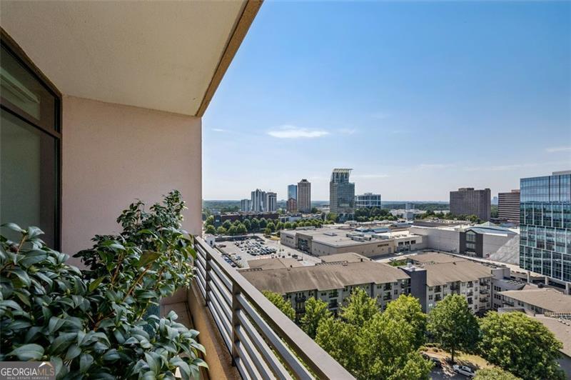 750 Park Avenue NE # 16S