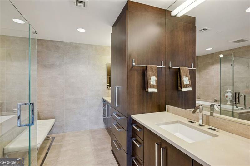 750 Park Avenue NE # 16S