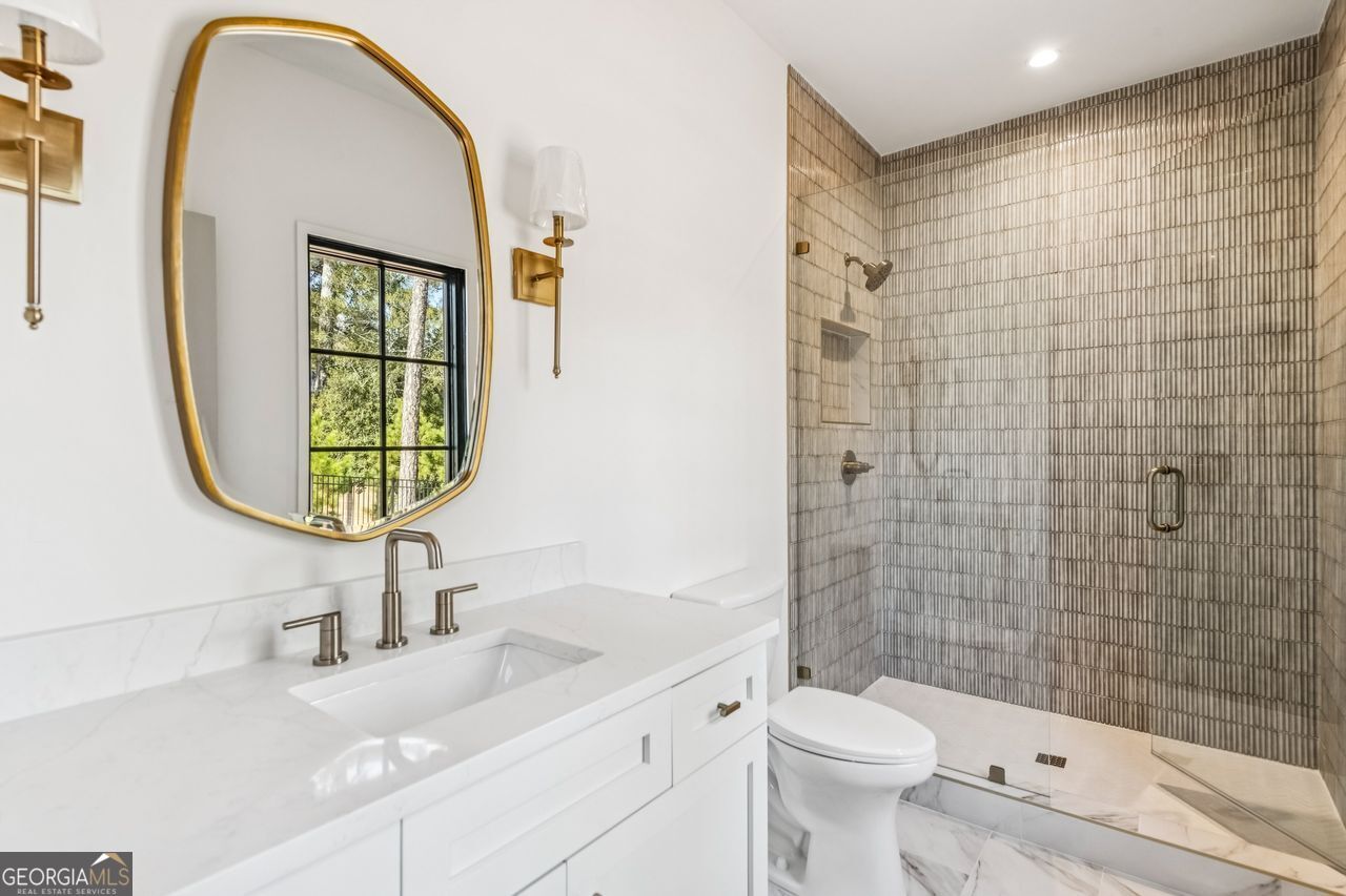 200 River Valley Court