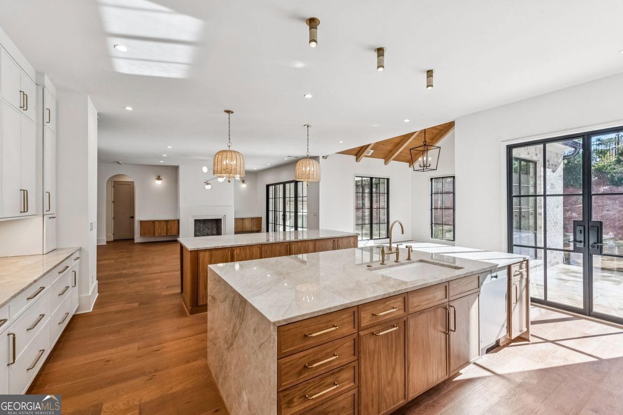 200 River Valley Court