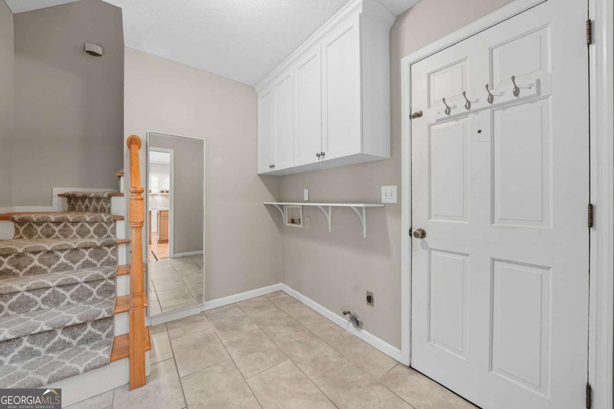 2466 Chimney Springs Drive