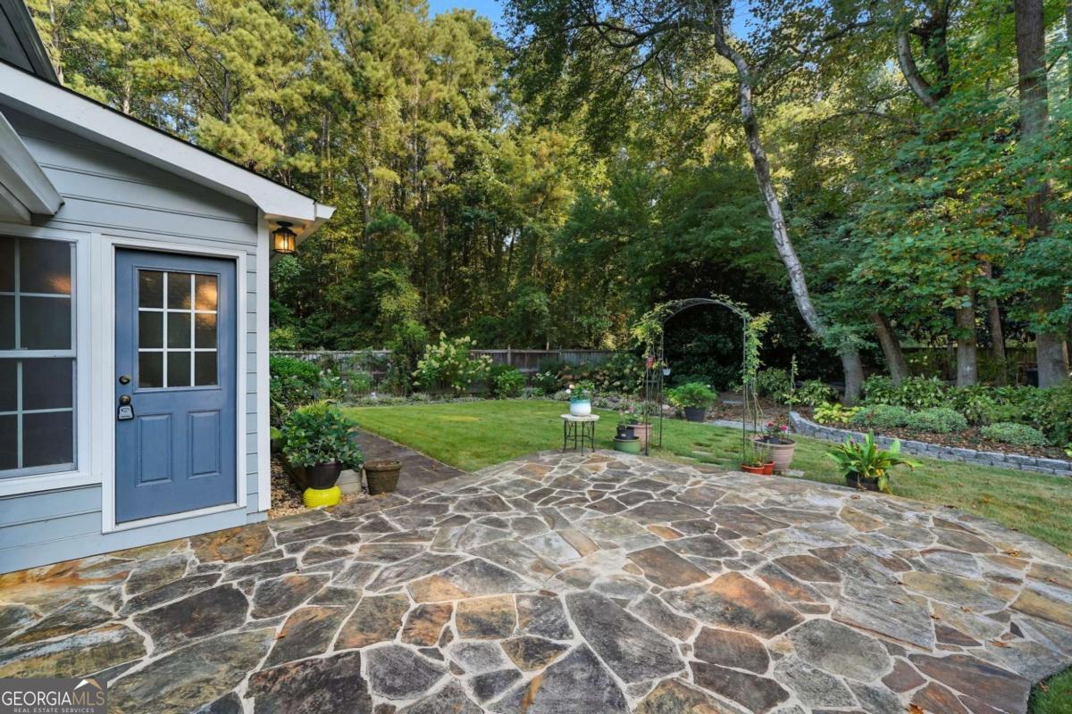 2466 Chimney Springs Drive