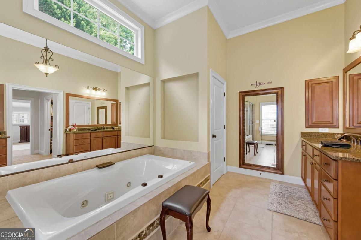 1048 Regal Hills Lane # 204 Unit: 1-204