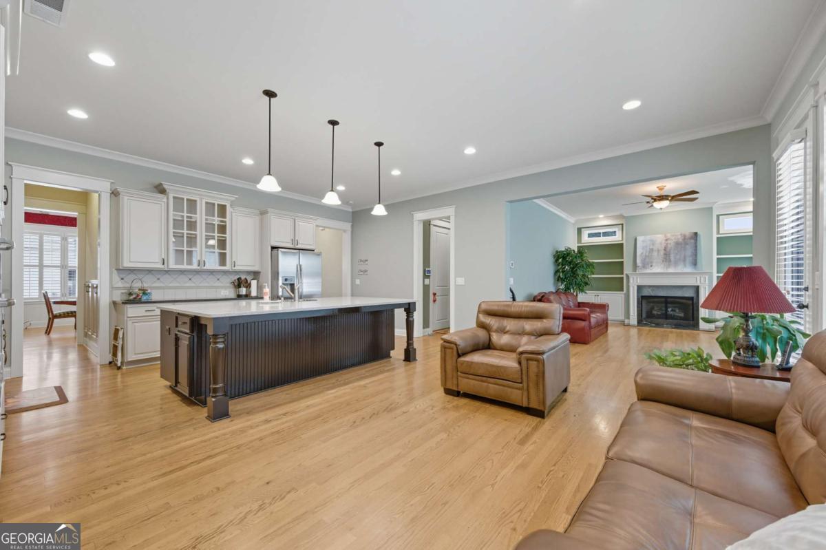 1048 Regal Hills Lane # 204 Unit: 1-204