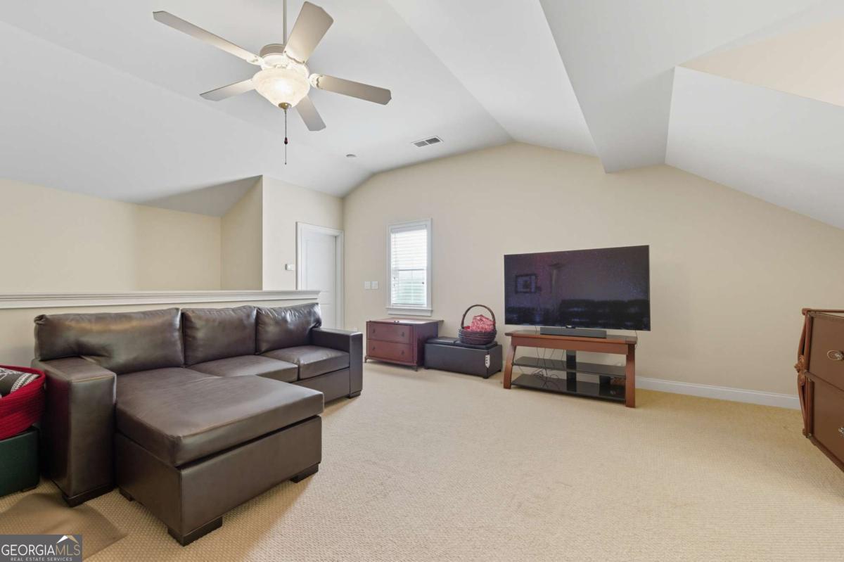 1048 Regal Hills Lane # 204 Unit: 1-204