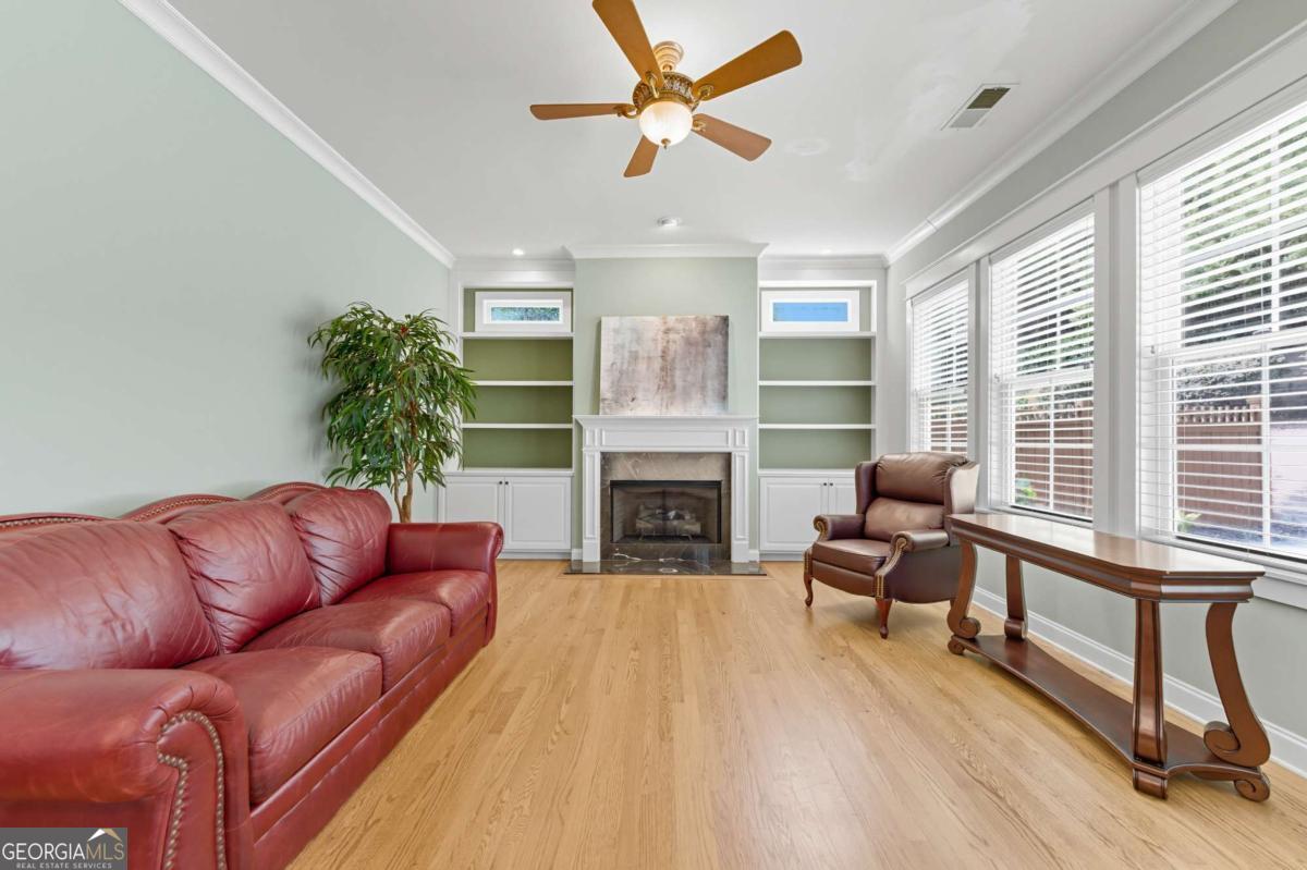 1048 Regal Hills Lane # 204 Unit: 1-204