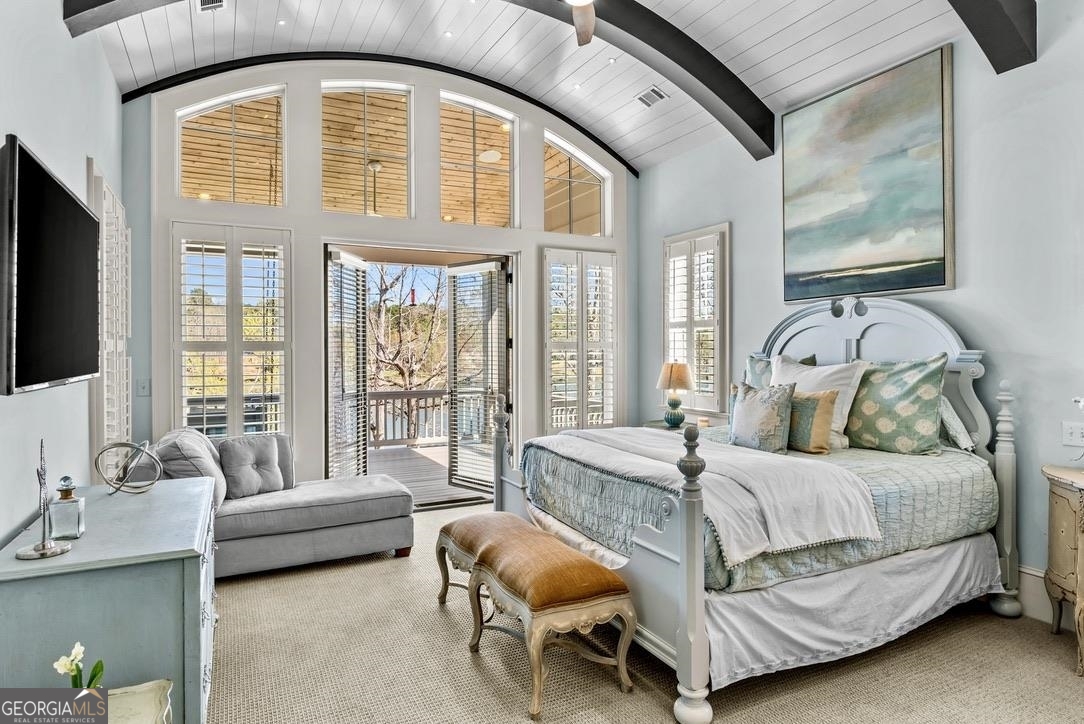 1611 Lighthouse Circle