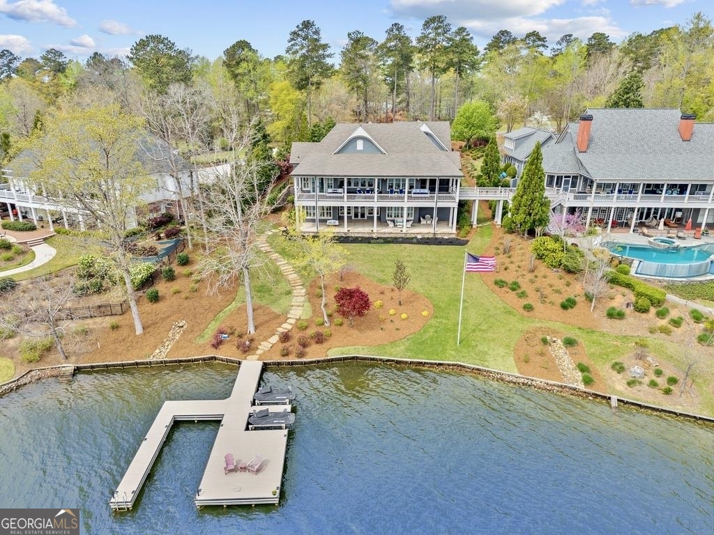 1611 Lighthouse Circle