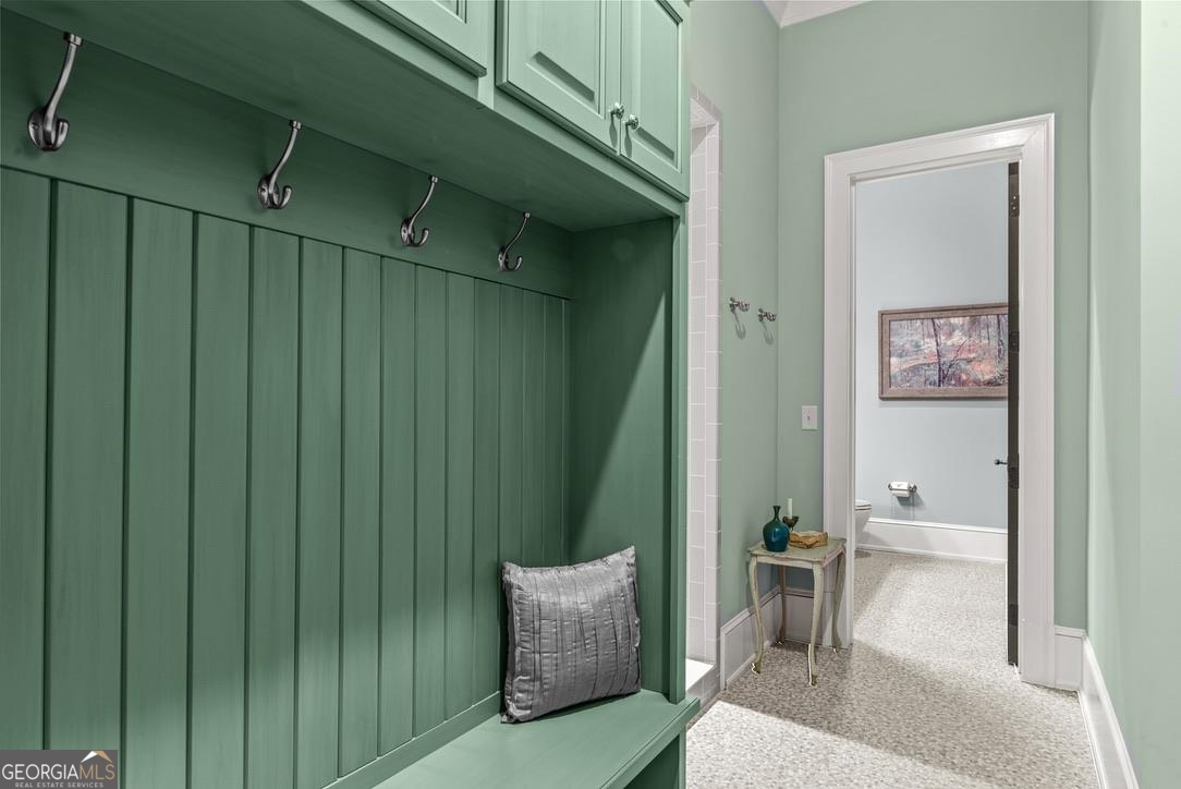 1611 Lighthouse Circle