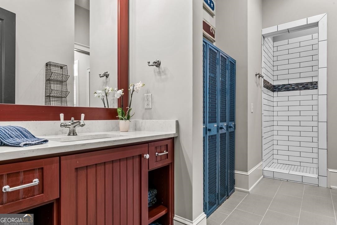 1611 Lighthouse Circle