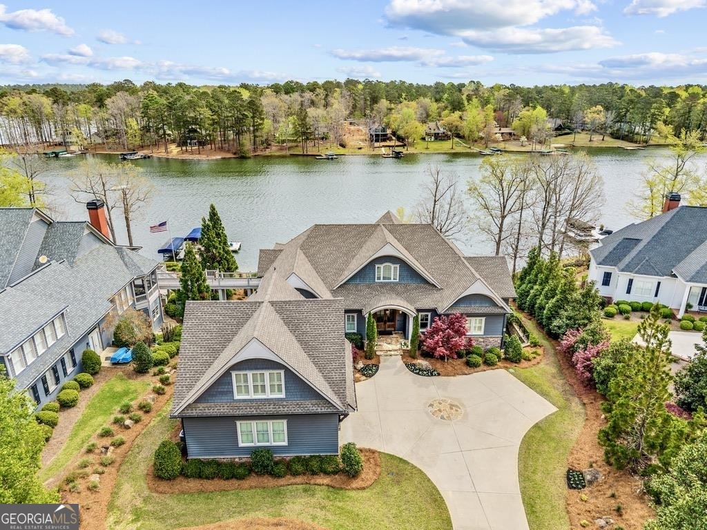 1611 Lighthouse Circle