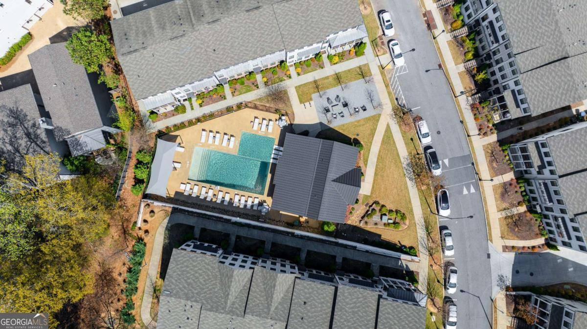 2013 Rockledge Road NE