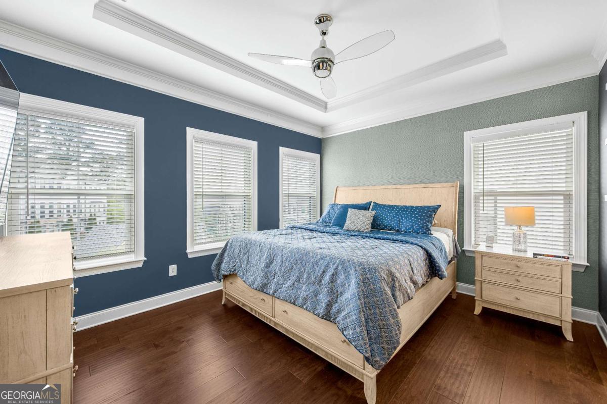 2013 Rockledge Road NE