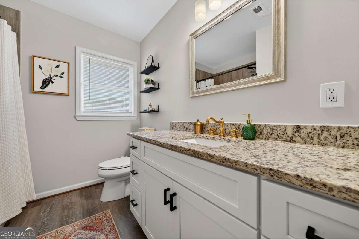 1994 Honeysuckle Lane SW