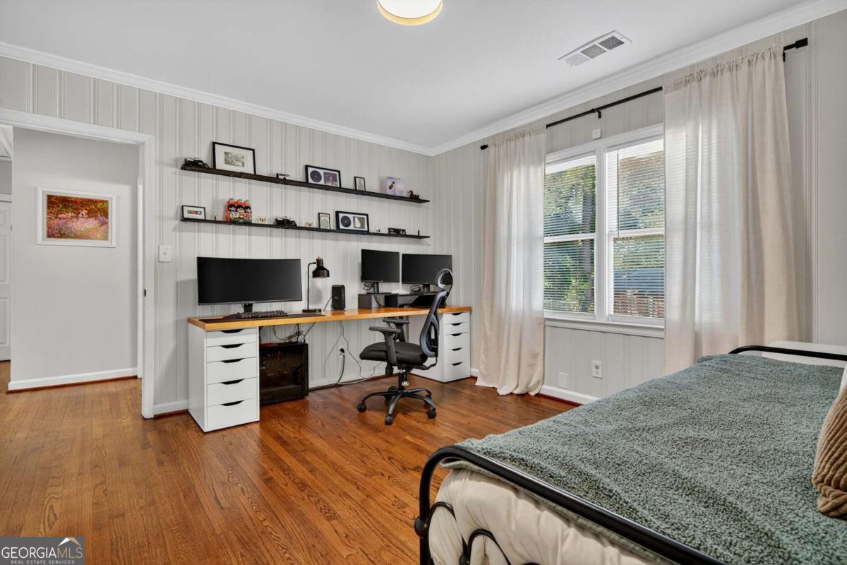 1994 Honeysuckle Lane SW