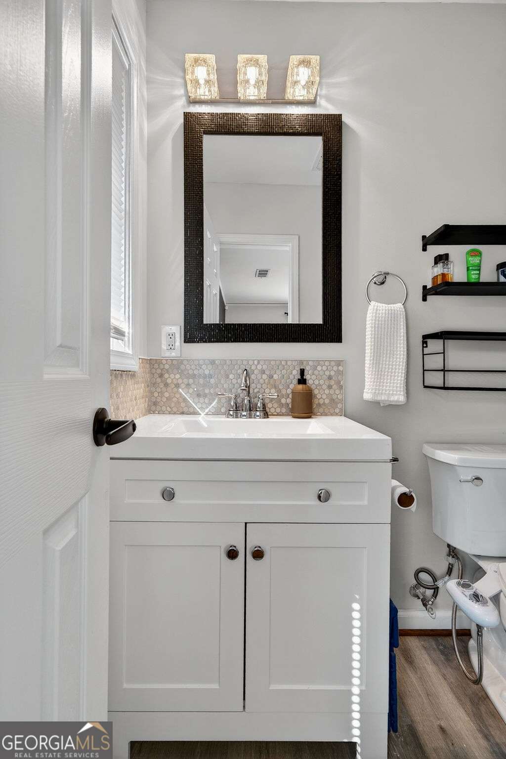 1994 Honeysuckle Lane SW