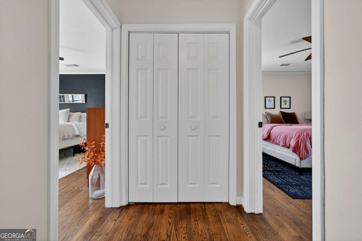 1994 Honeysuckle Lane SW