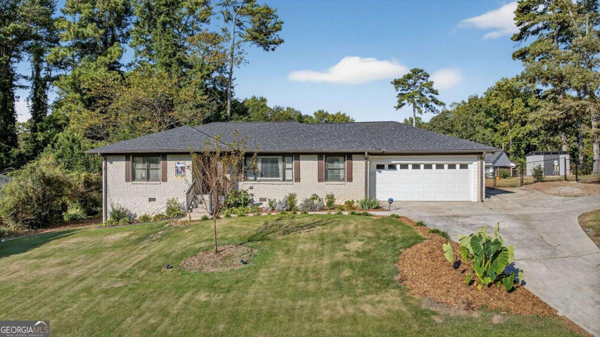 1994 Honeysuckle Lane SW