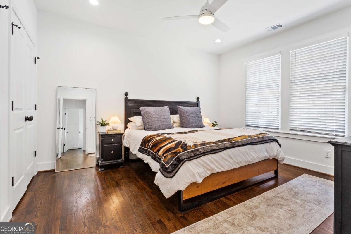 1152 Oakland Drive SW