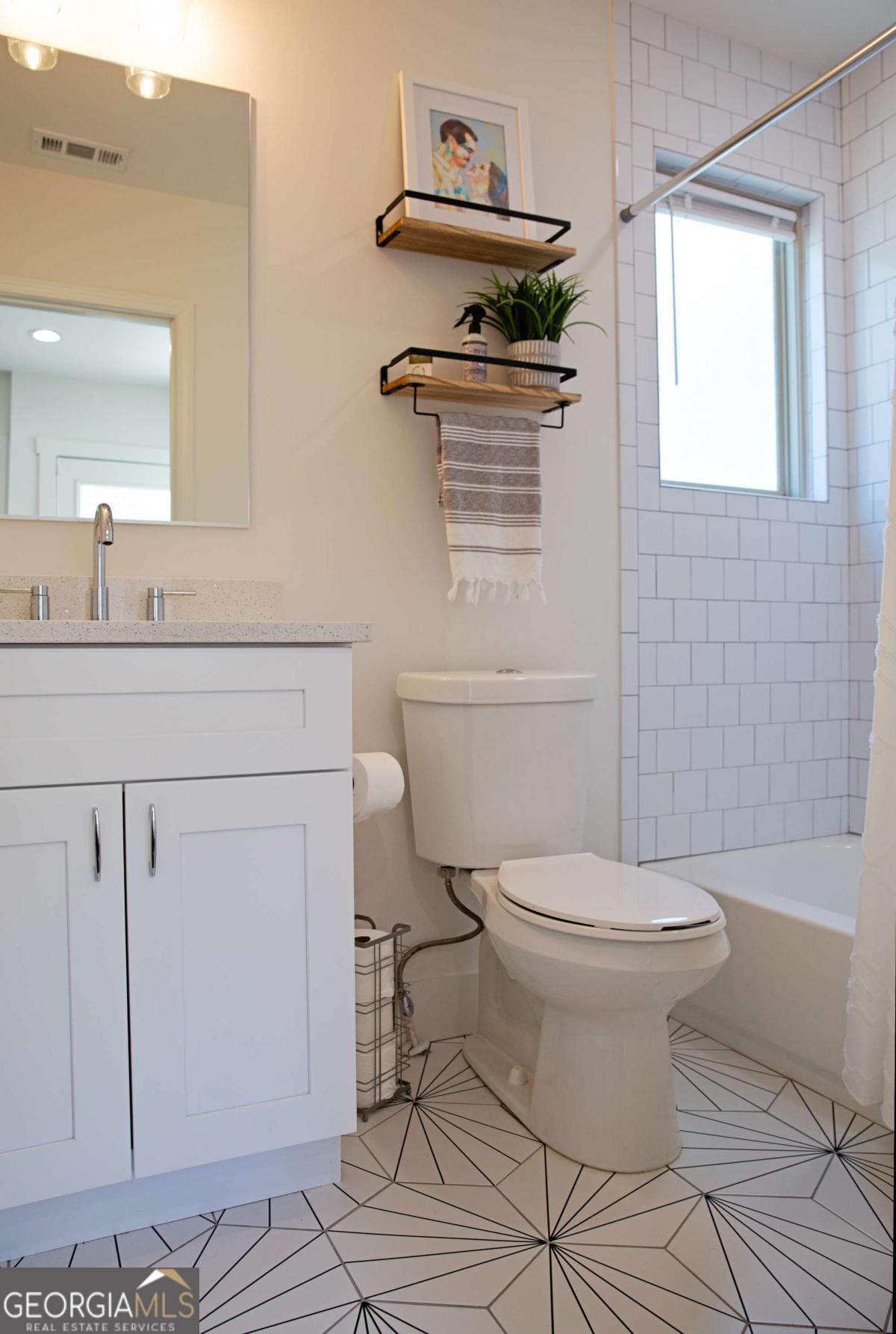 1152 Oakland Drive SW