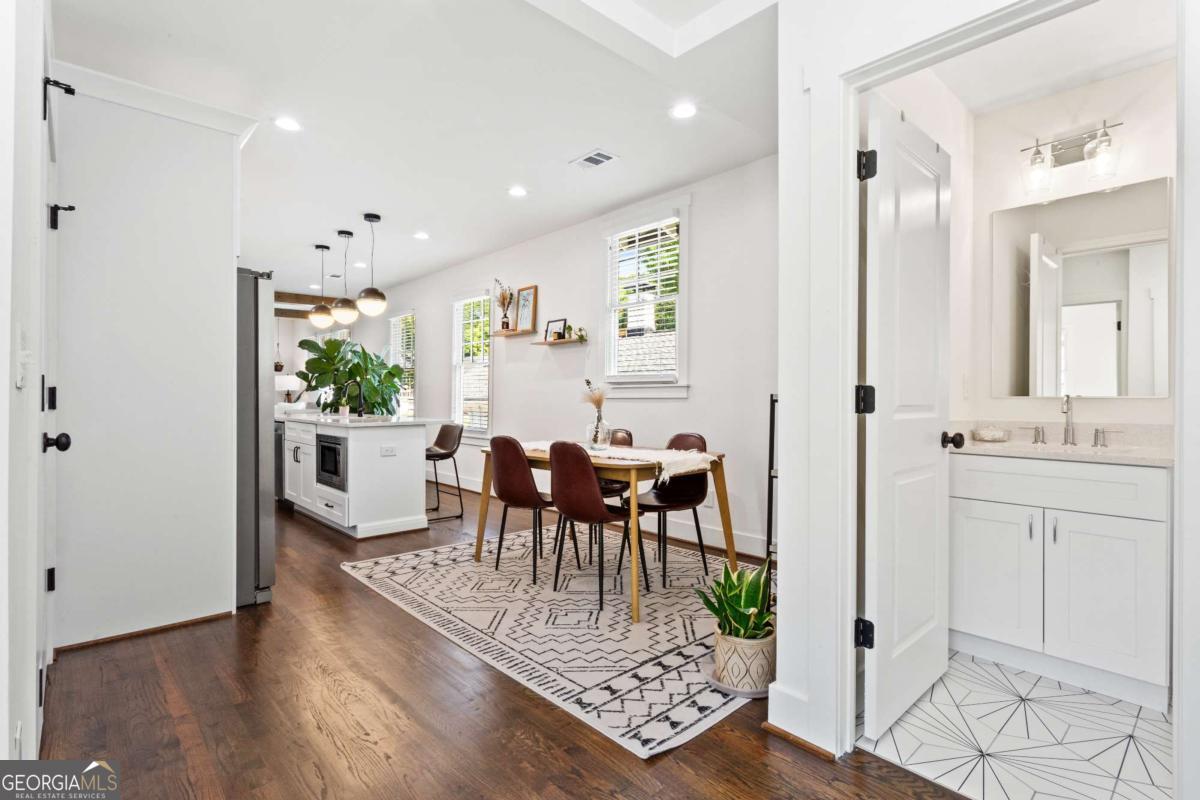 1152 Oakland Drive SW