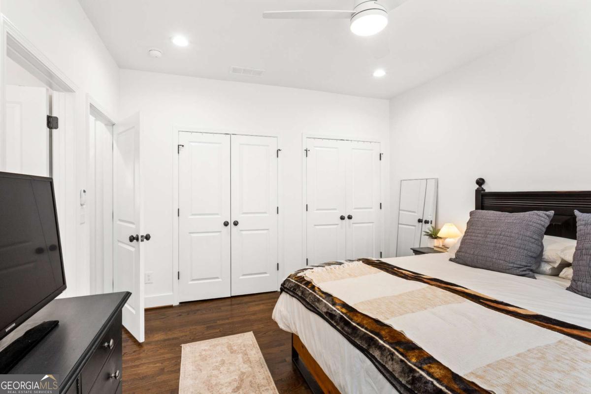 1152 Oakland Drive SW