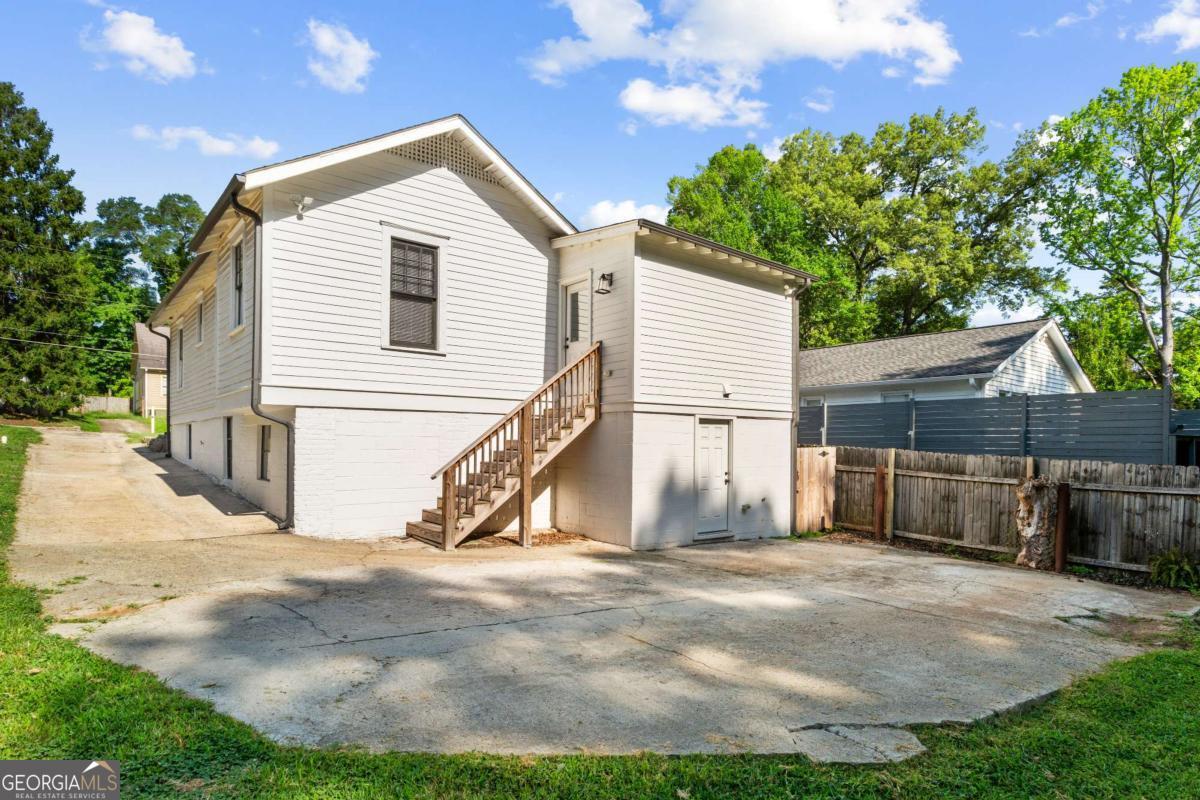 1152 Oakland Drive SW