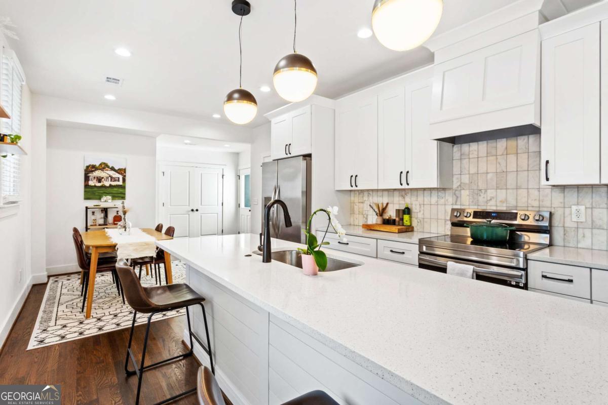 1152 Oakland Drive SW