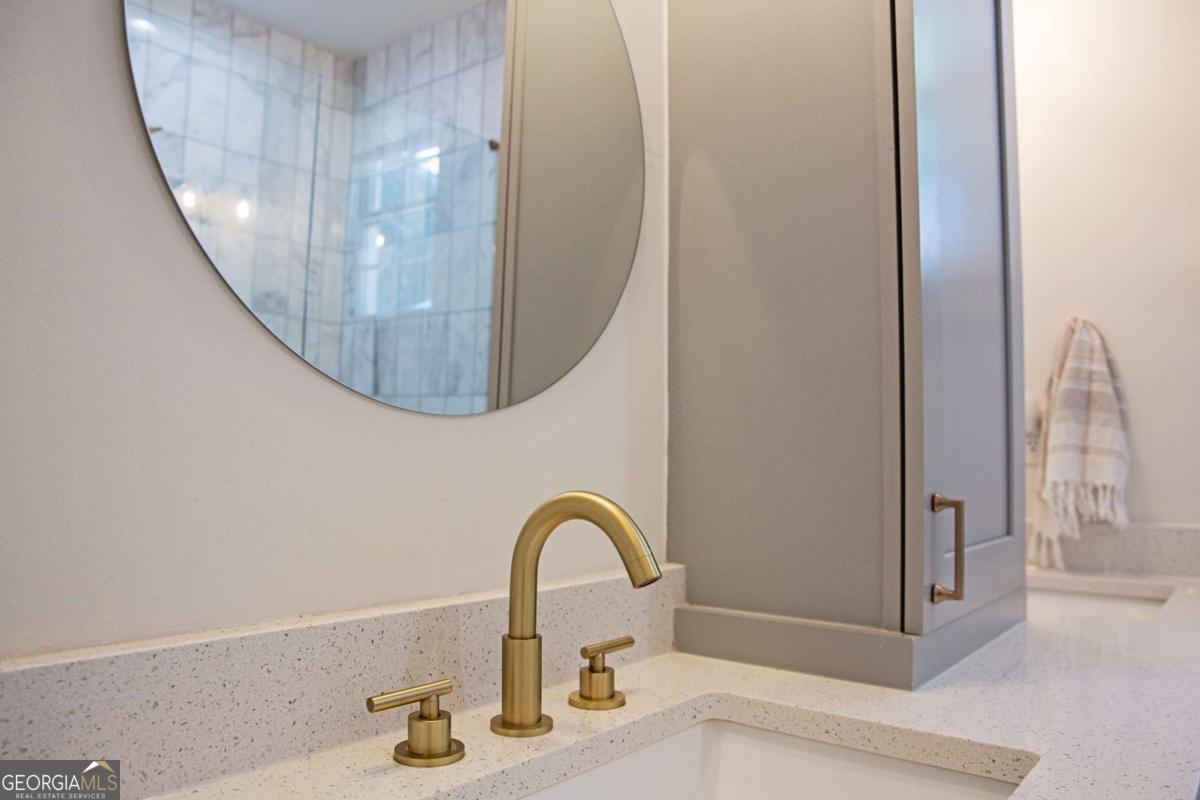 1152 Oakland Drive SW