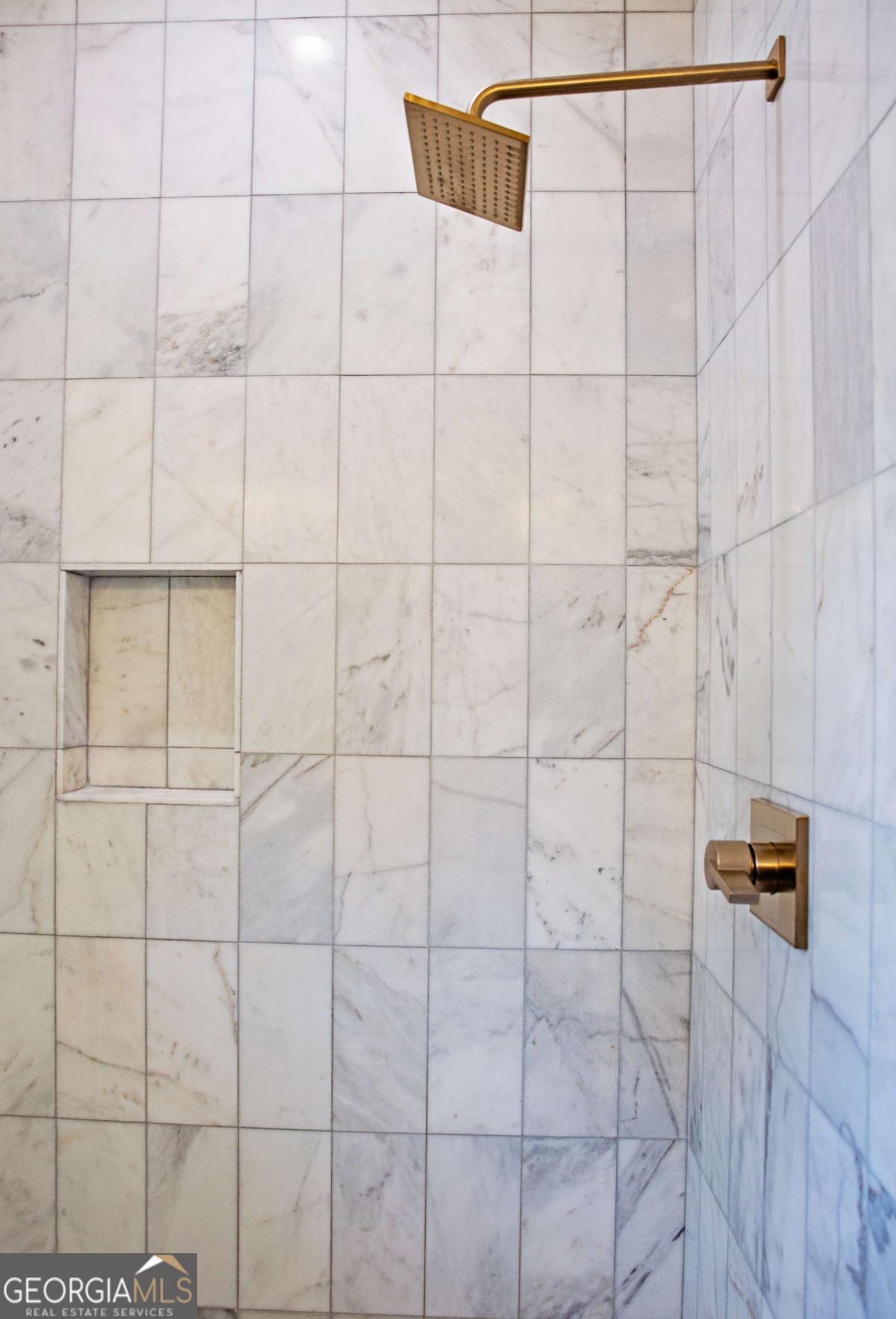 1152 Oakland Drive SW