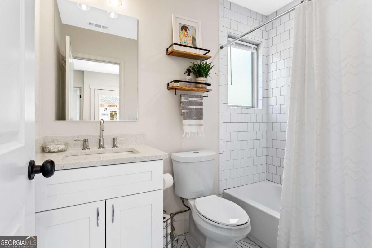 1152 Oakland Drive SW