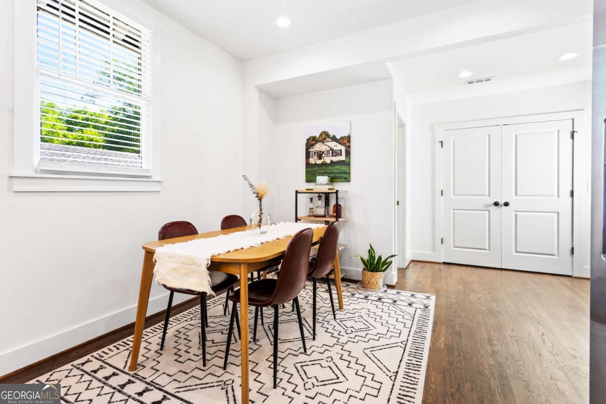 1152 Oakland Drive SW