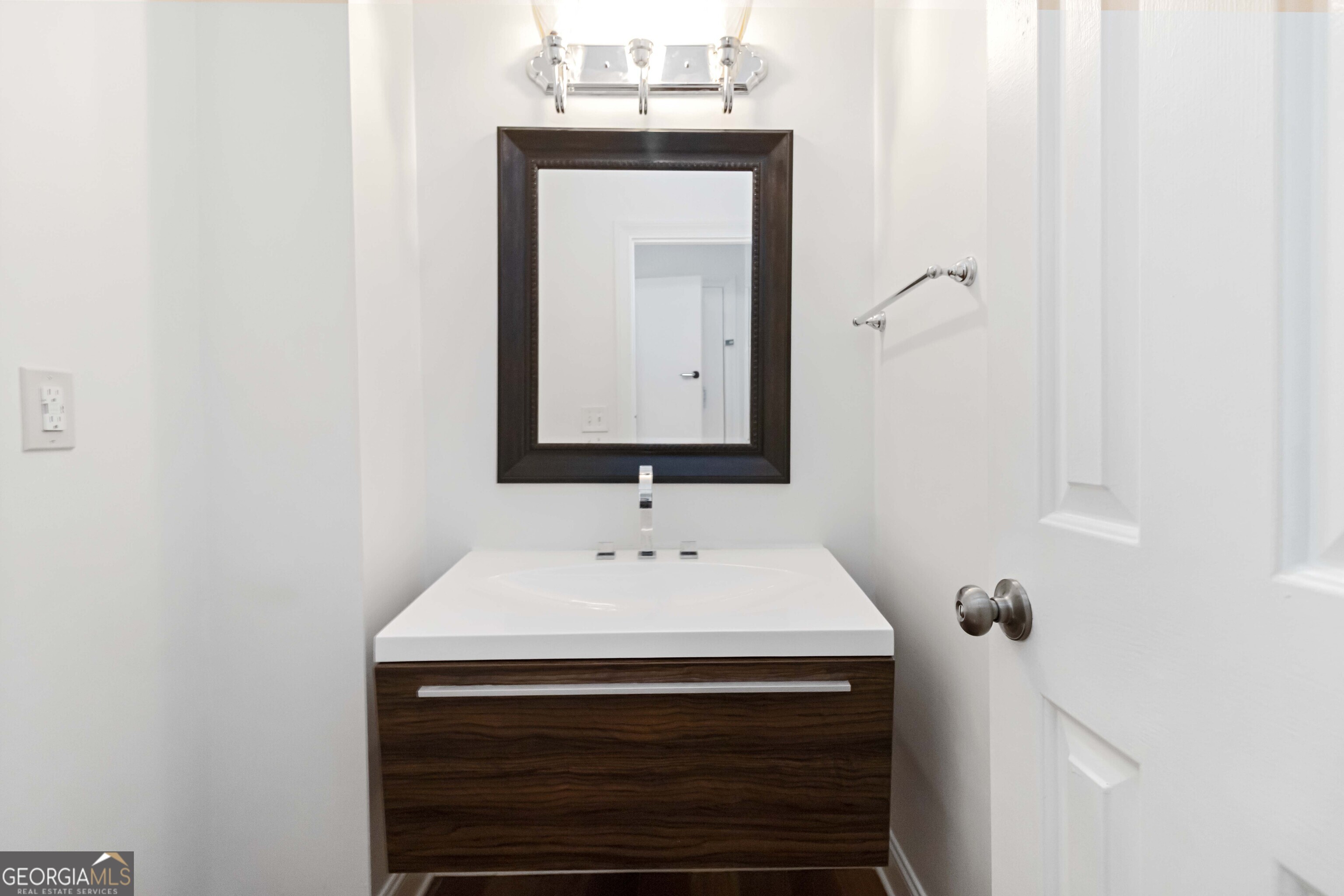 2308 Defoors Ferry Road NW