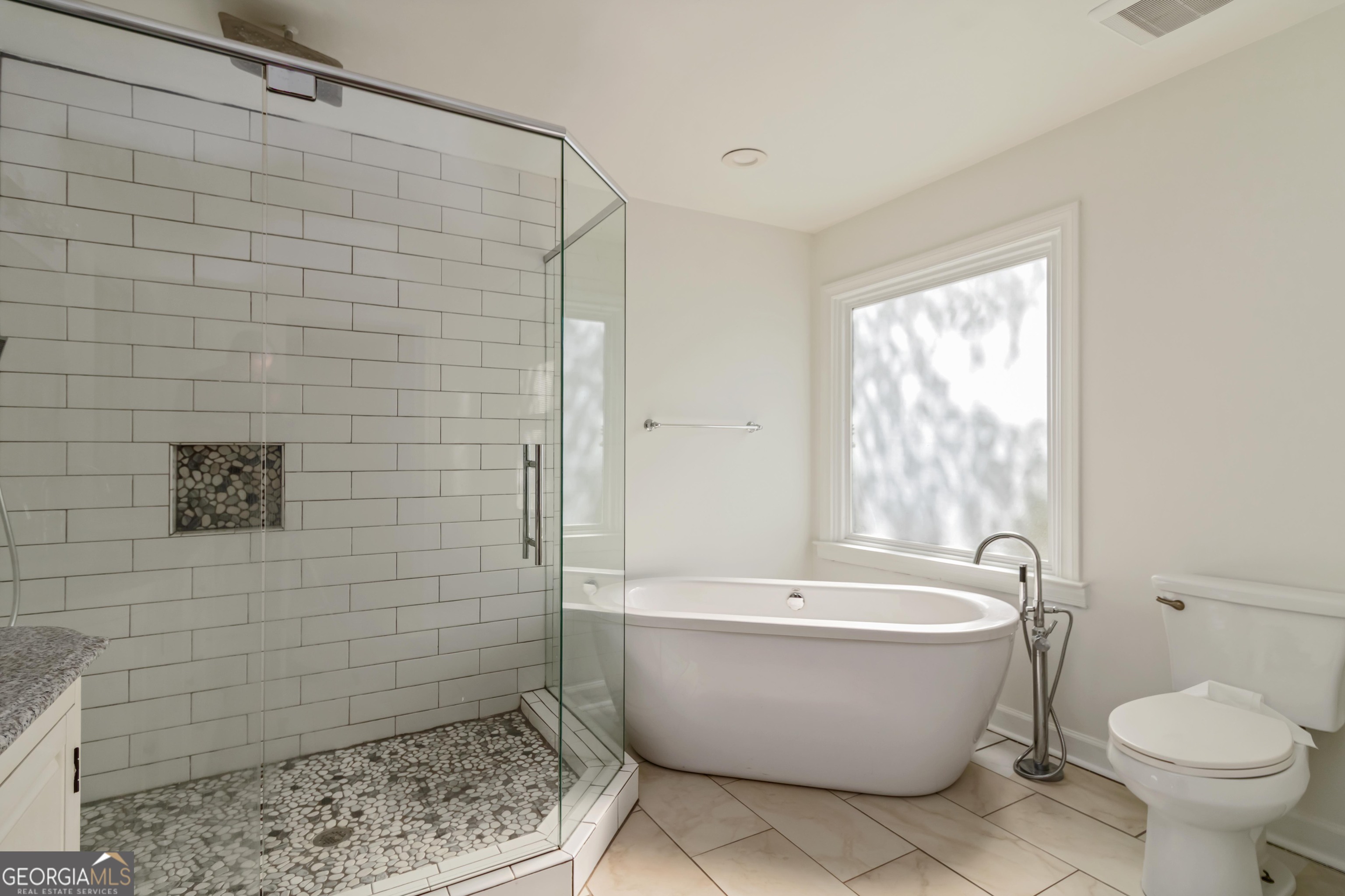 2308 Defoors Ferry Road NW