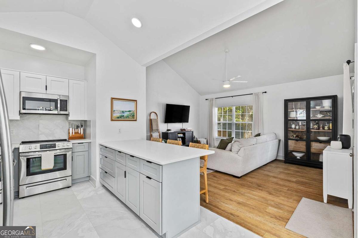 1249 Epworth Street SW