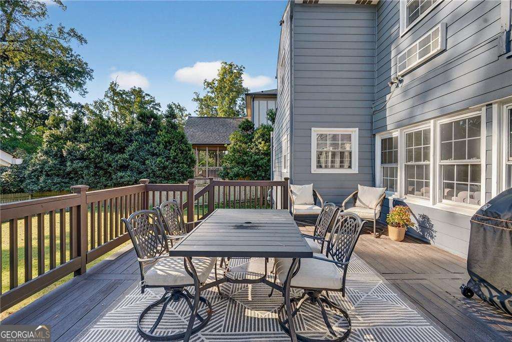 2639 Dogwood Terrace NE