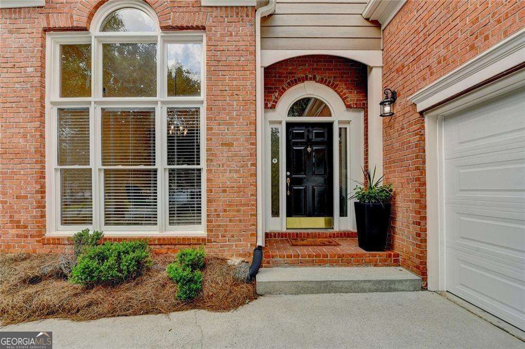 1635 Lake Heights Circle